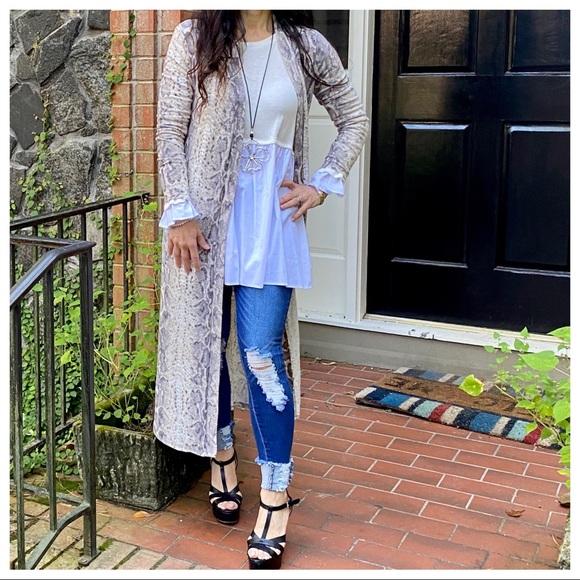 Chic snakeskin print soft knit side slits duster - Picture 3 of 8